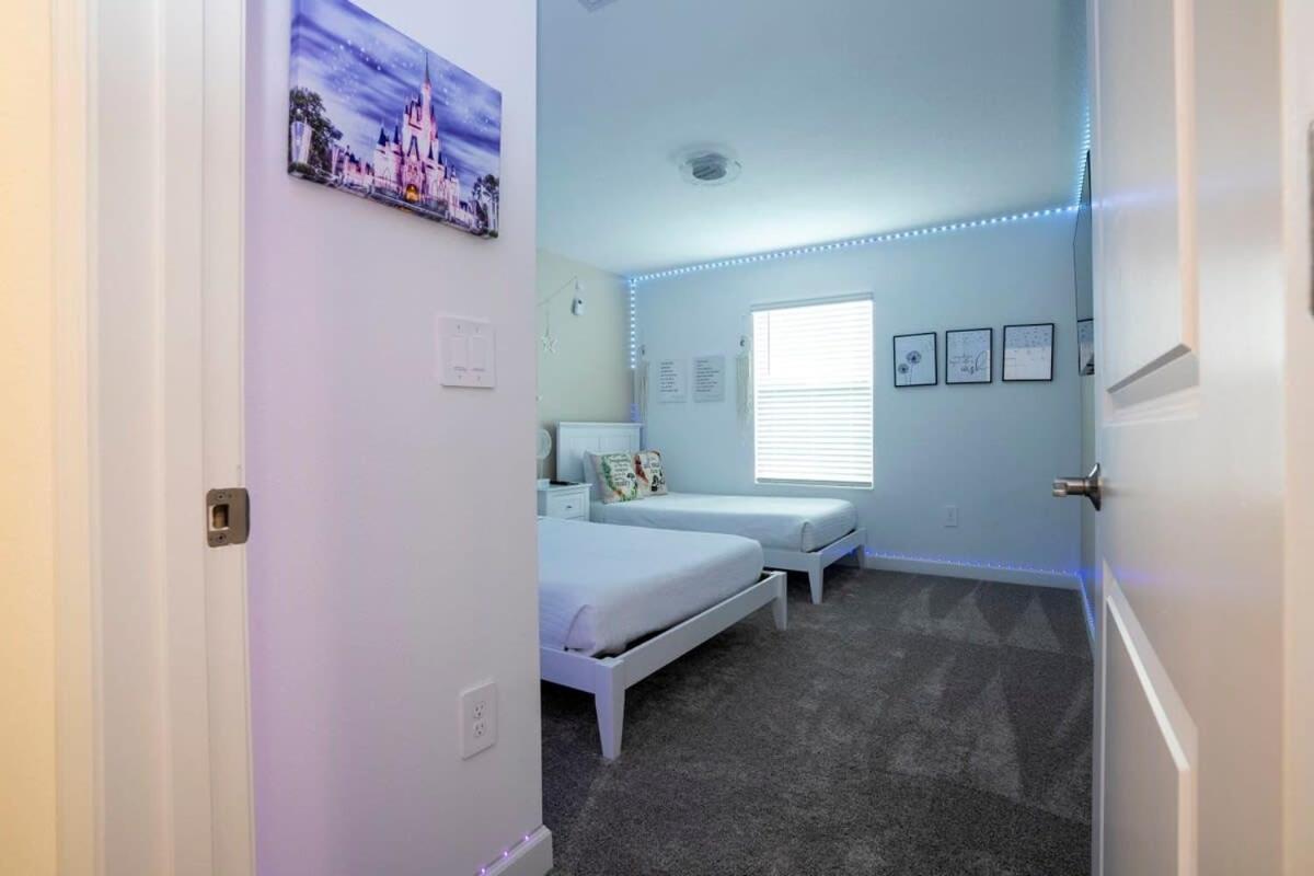Gorgeous 4 Bedroom W Screened Pool Close To Disney 2653 Kissimmee Exteriör bild