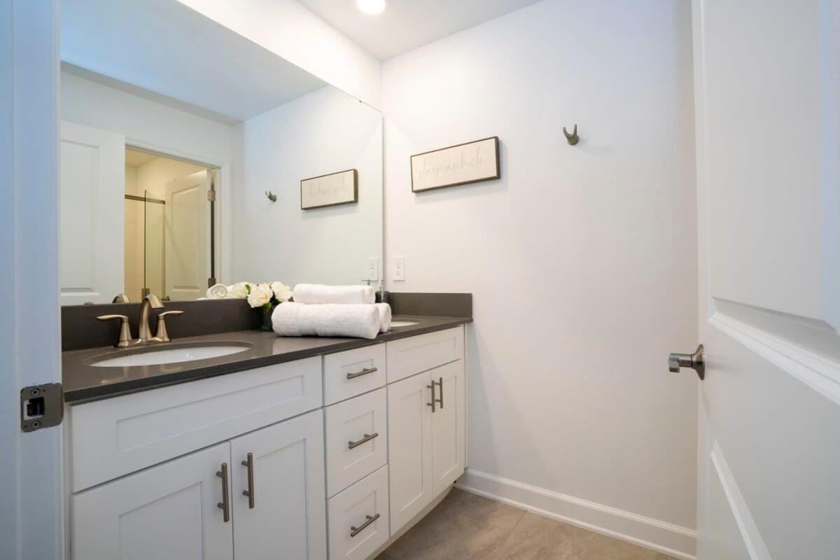 Gorgeous 4 Bedroom W Screened Pool Close To Disney 2653 Kissimmee Exteriör bild