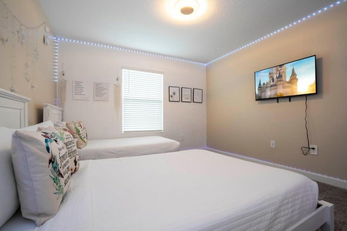 Gorgeous 4 Bedroom W Screened Pool Close To Disney 2653 Kissimmee Exteriör bild