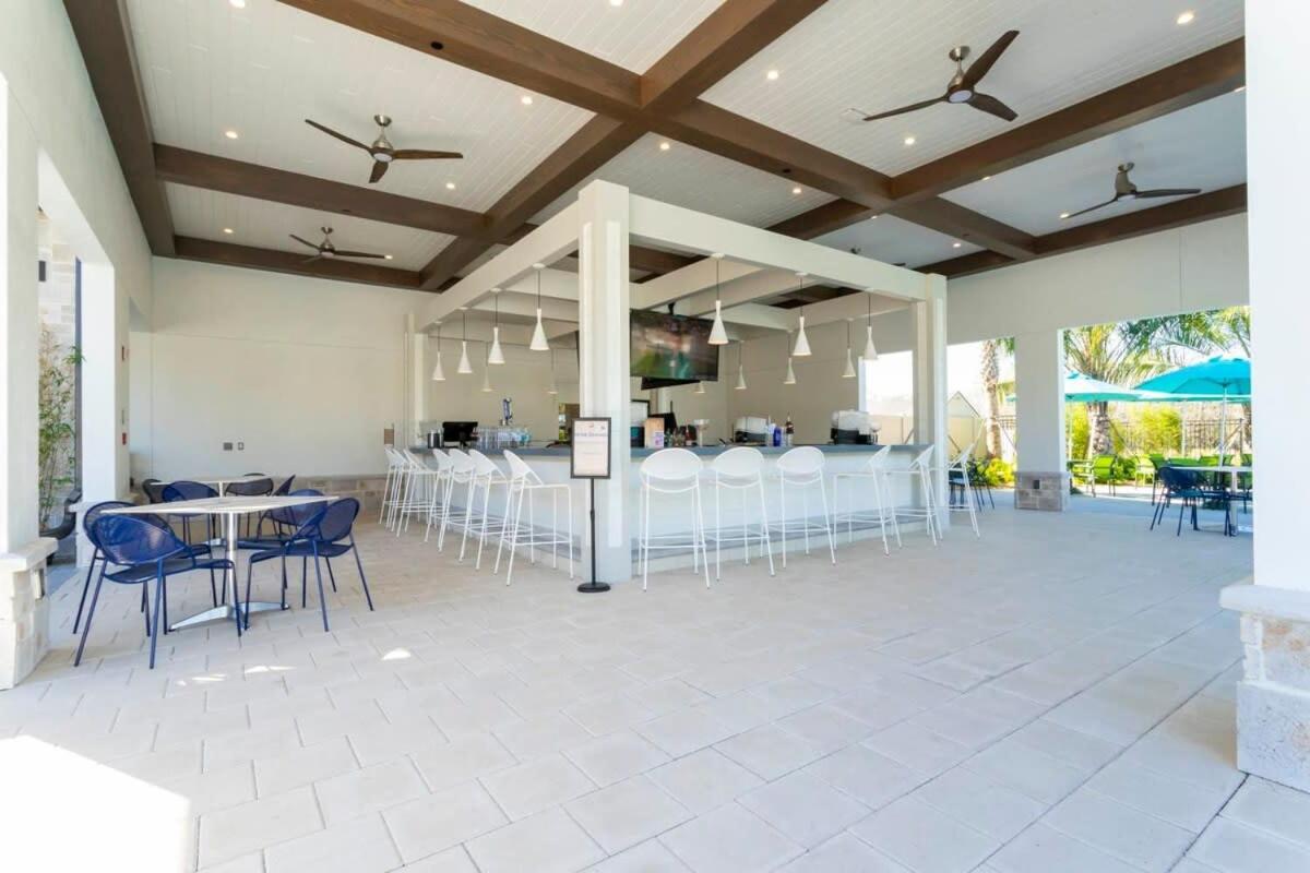 Gorgeous 4 Bedroom W Screened Pool Close To Disney 2653 Kissimmee Exteriör bild