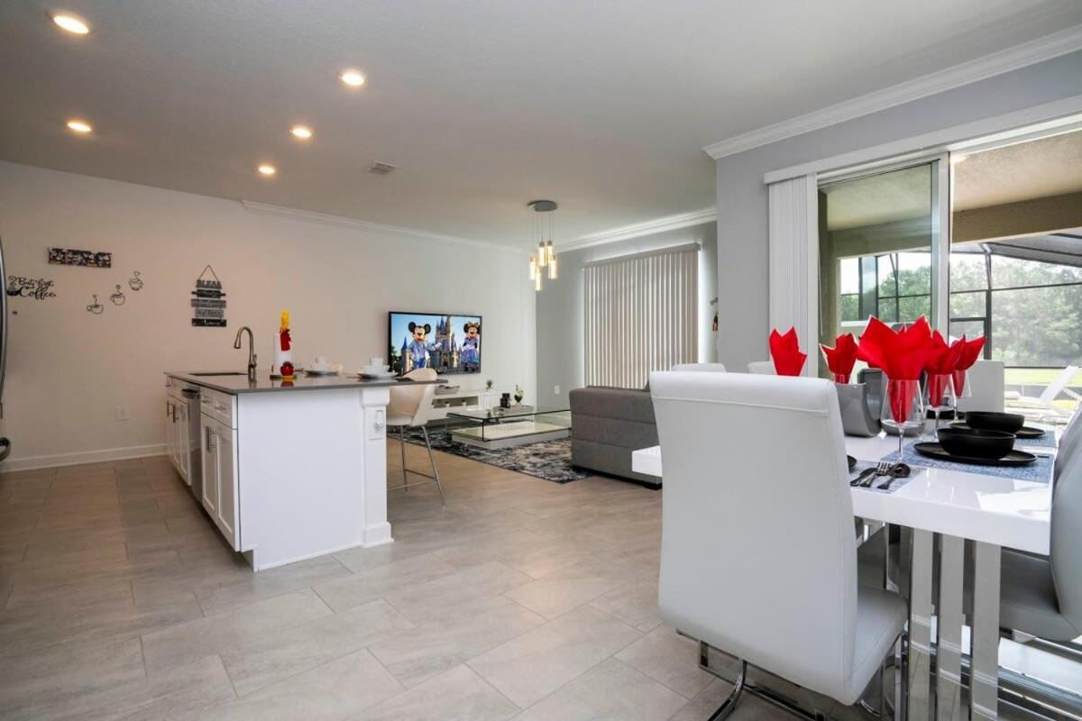 Gorgeous 4 Bedroom W Screened Pool Close To Disney 2653 Kissimmee Exteriör bild