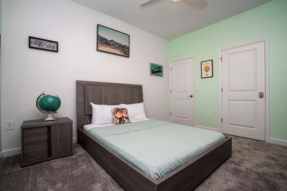 Gorgeous 4 Bedroom W Screened Pool Close To Disney 2653 Kissimmee Exteriör bild